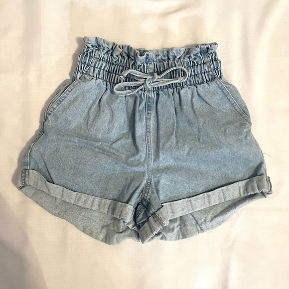 Forever 21 Pants - High rise denim shorts